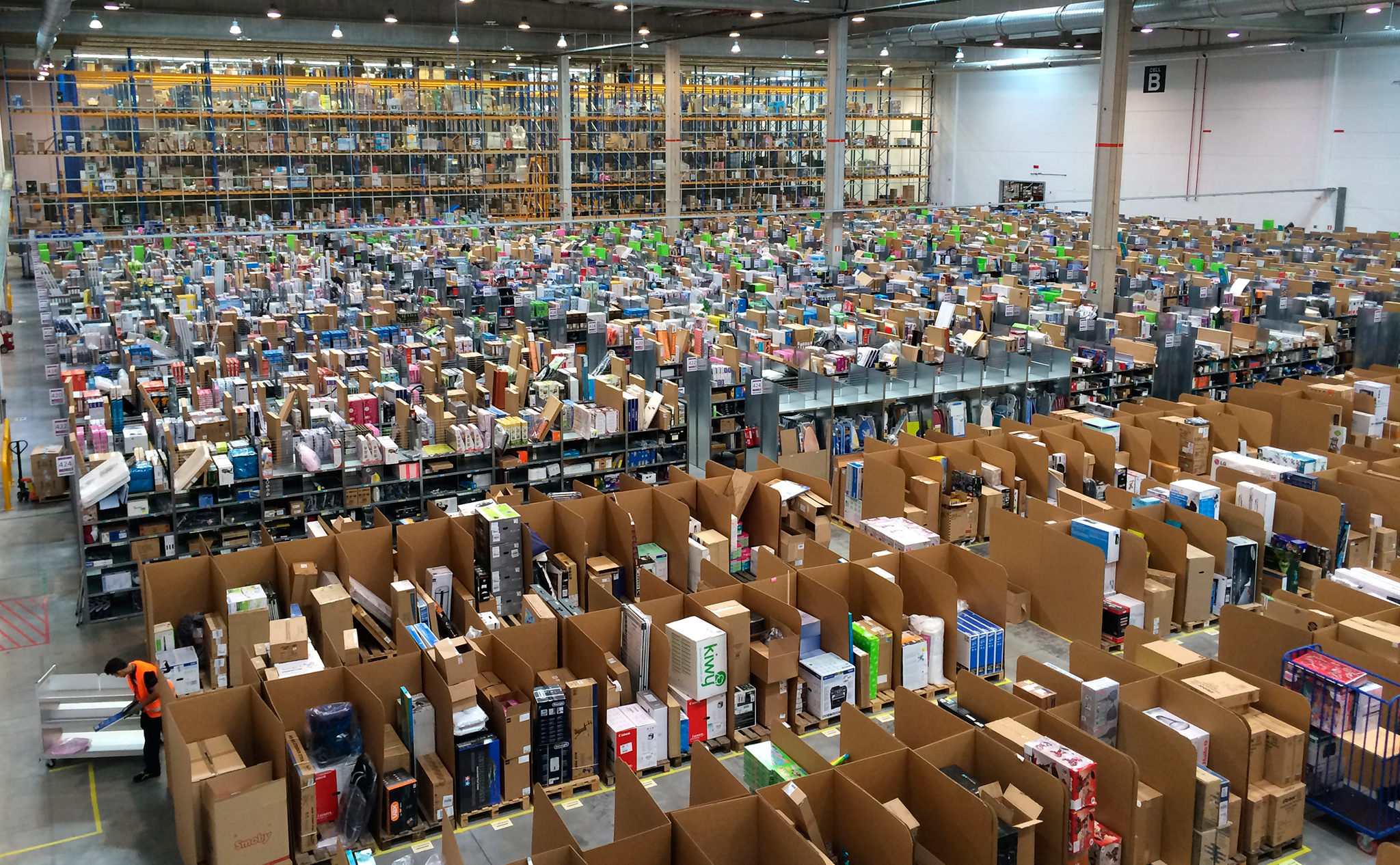trek warehouse