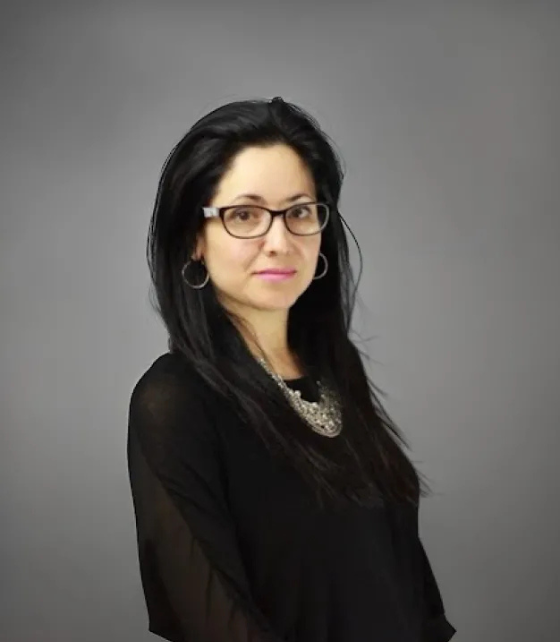 Headshot of Claudia Leo